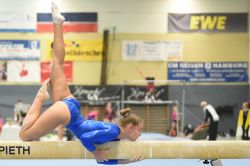 191102-2BL3WK-GH1094