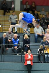 191102-2BL3WK-GH1734